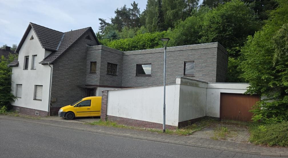 Abbruch Wohnhaus in Eich - Rückbauarbeiten